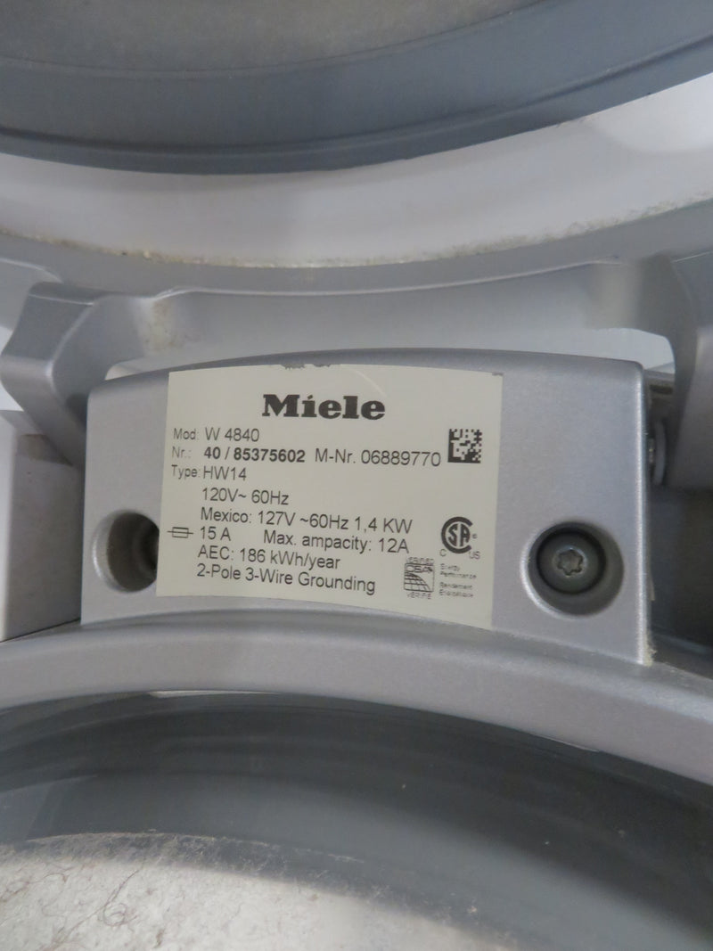 27"W Front Load Washing Machine in White