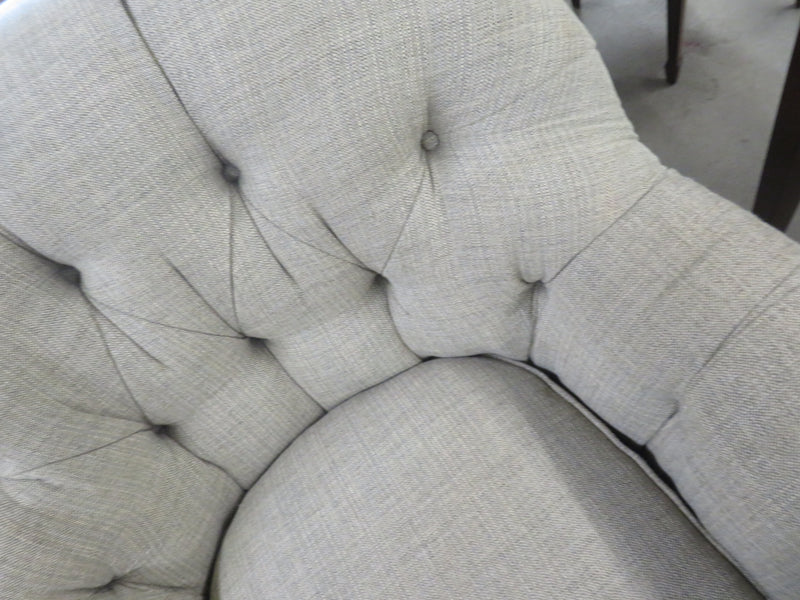36"W Comfy Chair