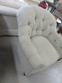 36"W Comfy Chair