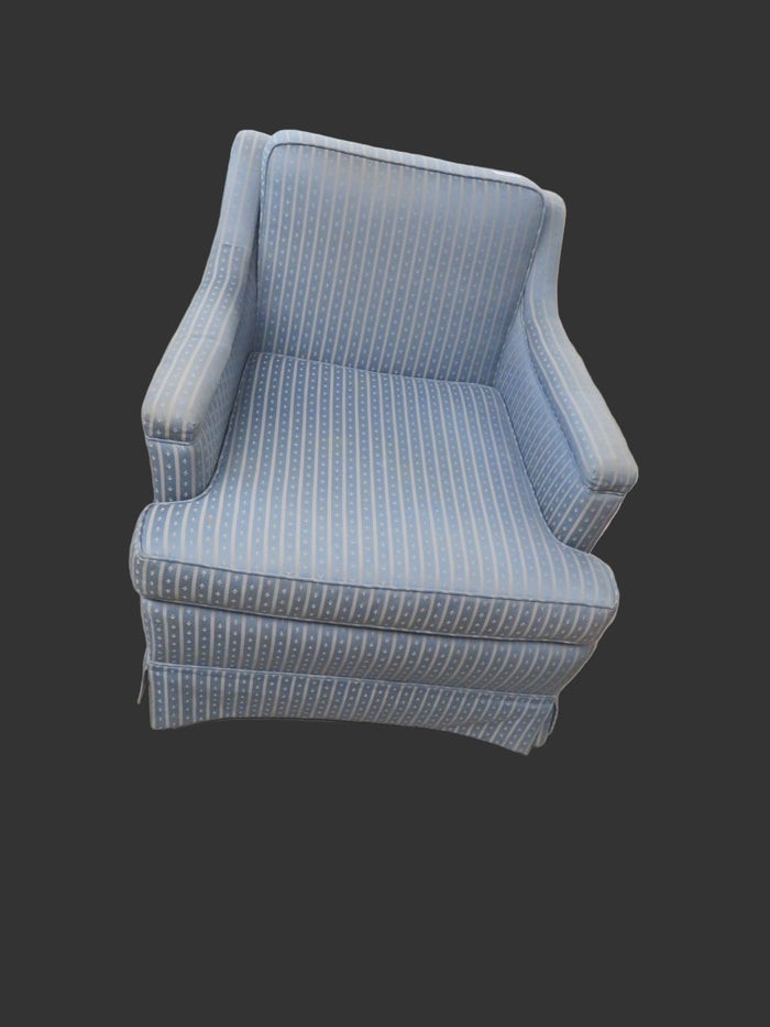 29"W  Classie Chair