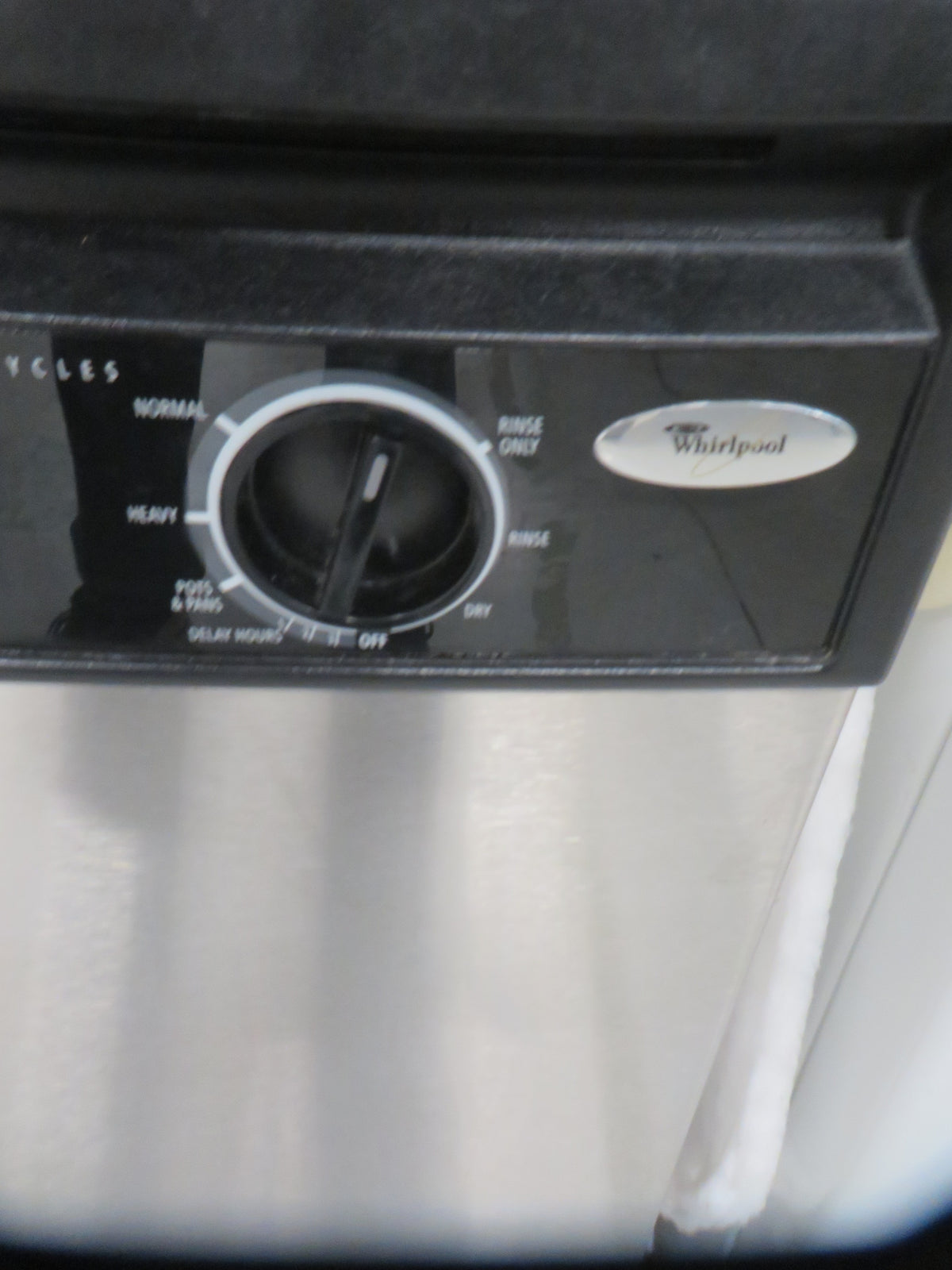 24" Dish Washer in Stainless Steel - Whirlpool