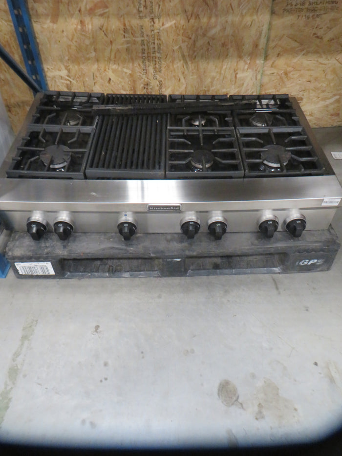 48"W Gas Cooktop with 6 Burners and Grill