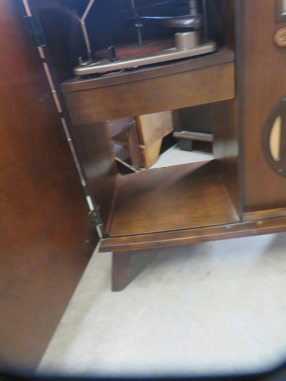 Vintage Record Player & Radio Console