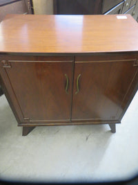 Vintage Record Player & Radio Console
