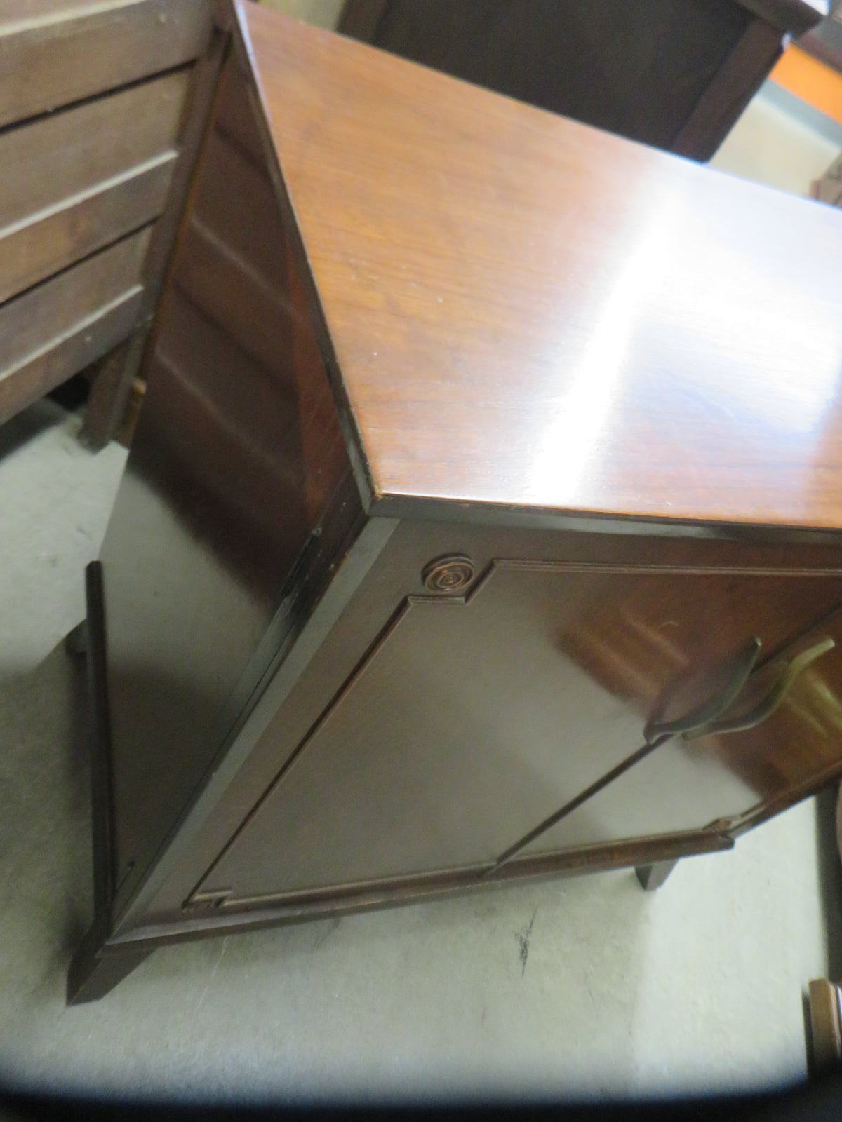 Vintage Record Player & Radio Console