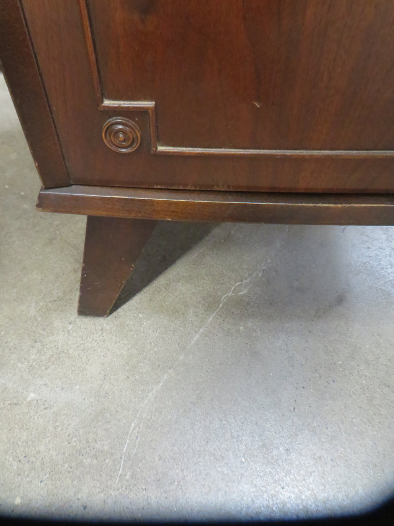 Vintage Record Player & Radio Console