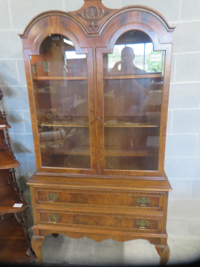36"W 1-Piece Solid Wood China Cabinet with Glass Doors