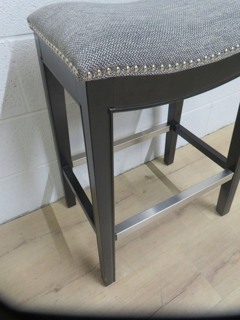 18"W Bar Stool on Wooden Legs
