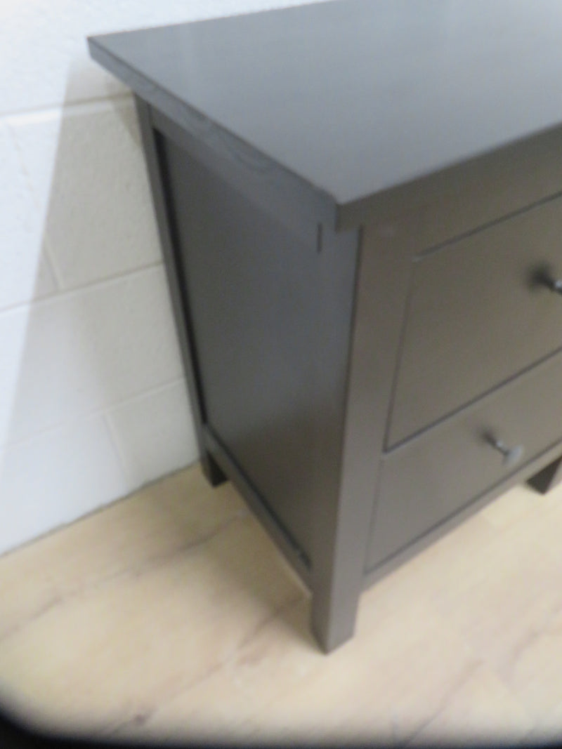 21.5"W Two Drawer End Table