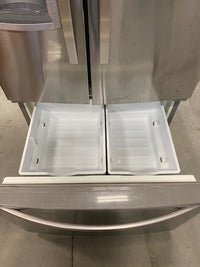 36"W French Door Refrigerator w/ Water Dispenser