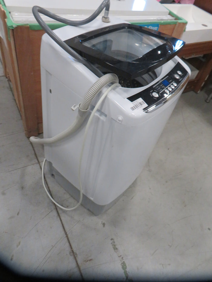 16"W Small  Black+ Decker Washing Machine
