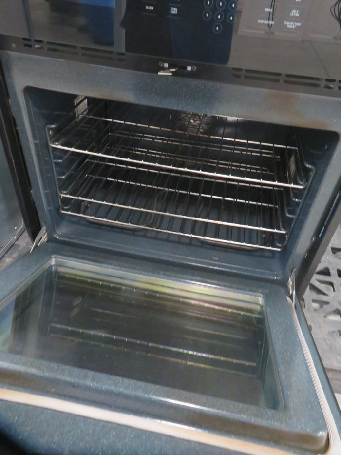 29.5"W Thermador Stainless Steel Oven