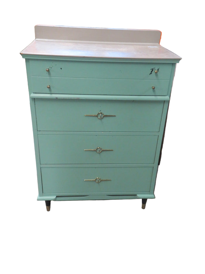 31"W 4-Drawer Dresser