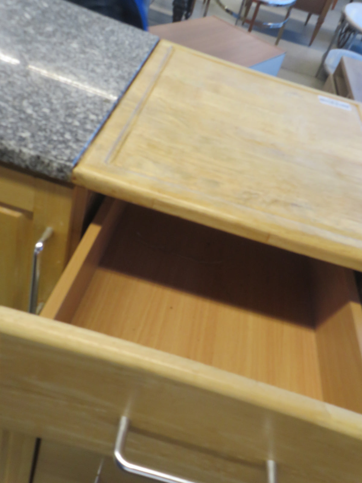 30.5"W 7-Drawer Wooden Dresser