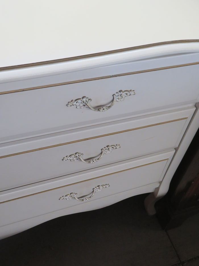 48"W 6-Drawer White Dresser