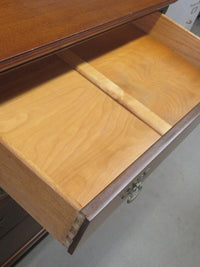 34"W 5-Drawer  Dresser