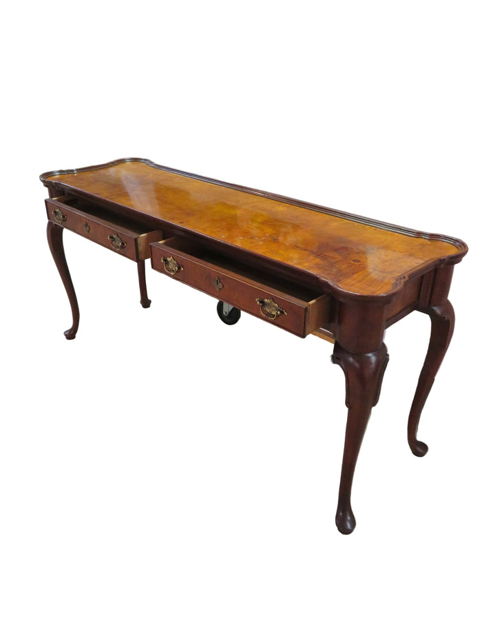 Hekman Furniture Console Table with 2 Drawers