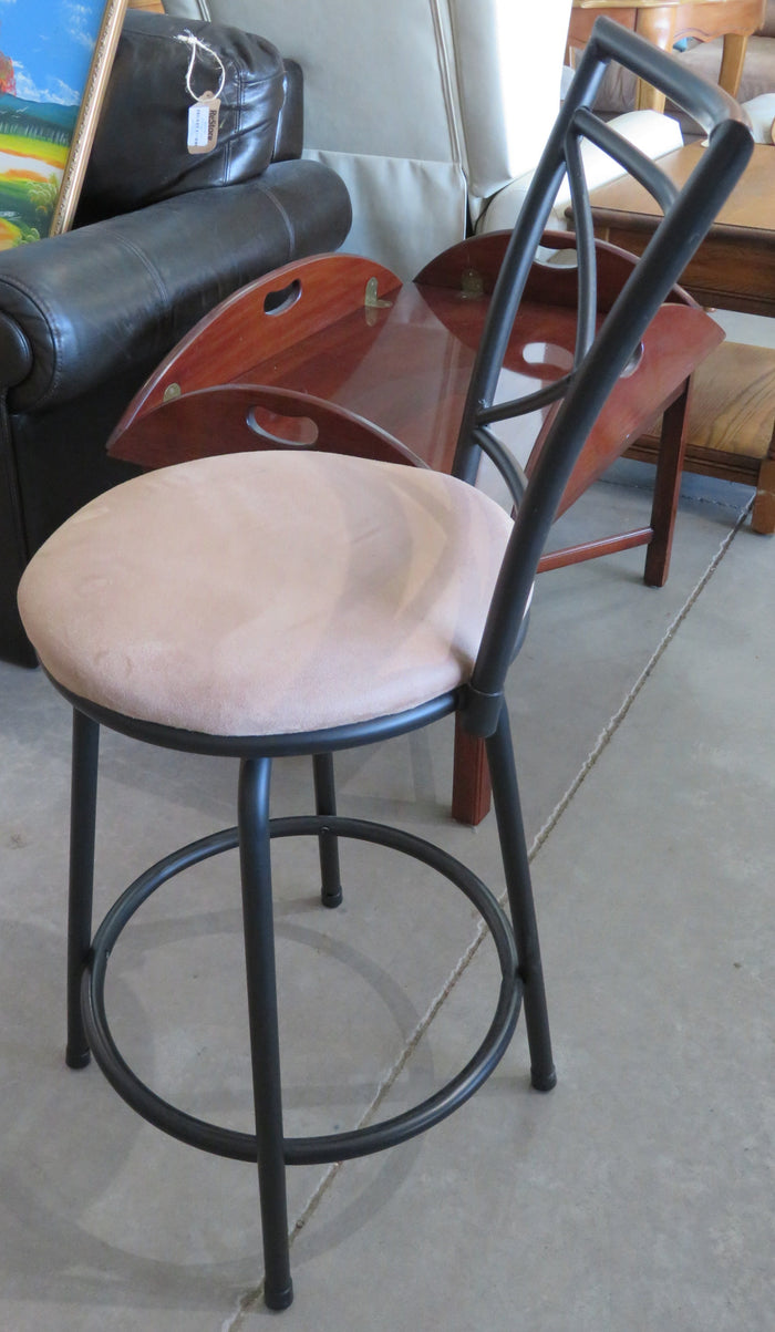 Black Metal Swivel Bar Stool