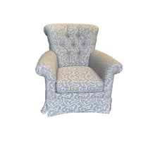 38-Inch Vintage Reading Chair