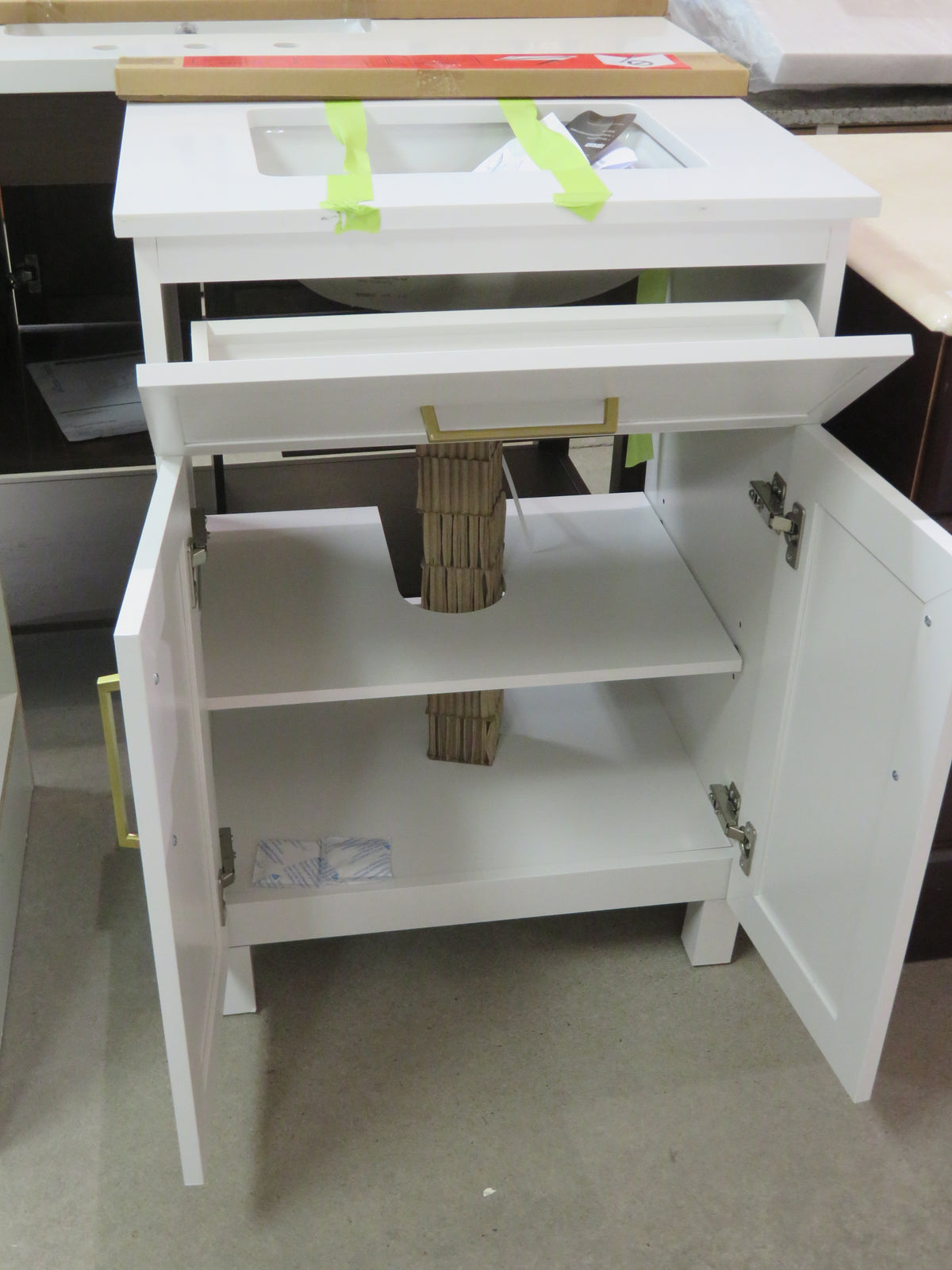 24" White Single Bathroom Vanity