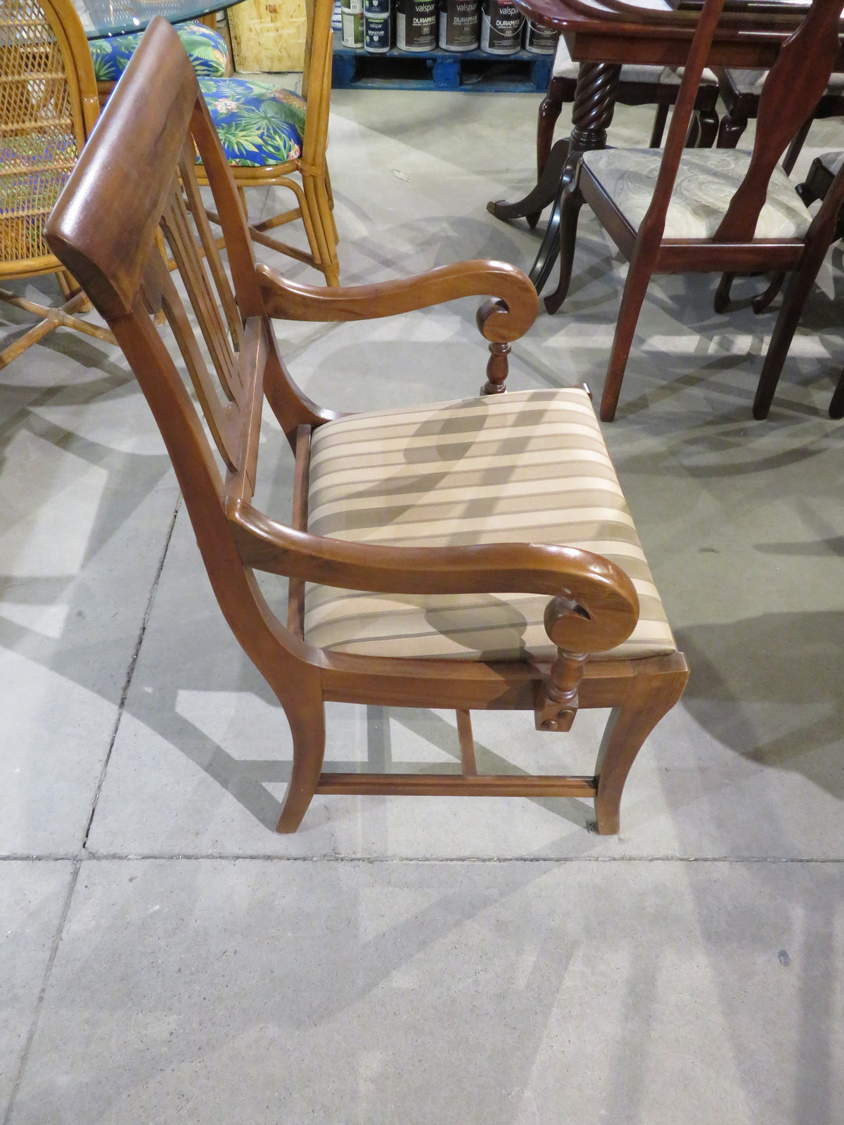 Mahogany Dining Table Set w/ 6 chairs