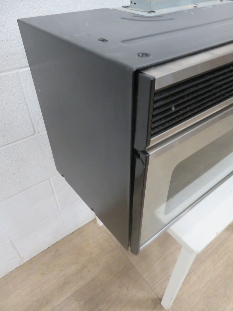 Under Cabinet Microwave/Convection Oven in Black