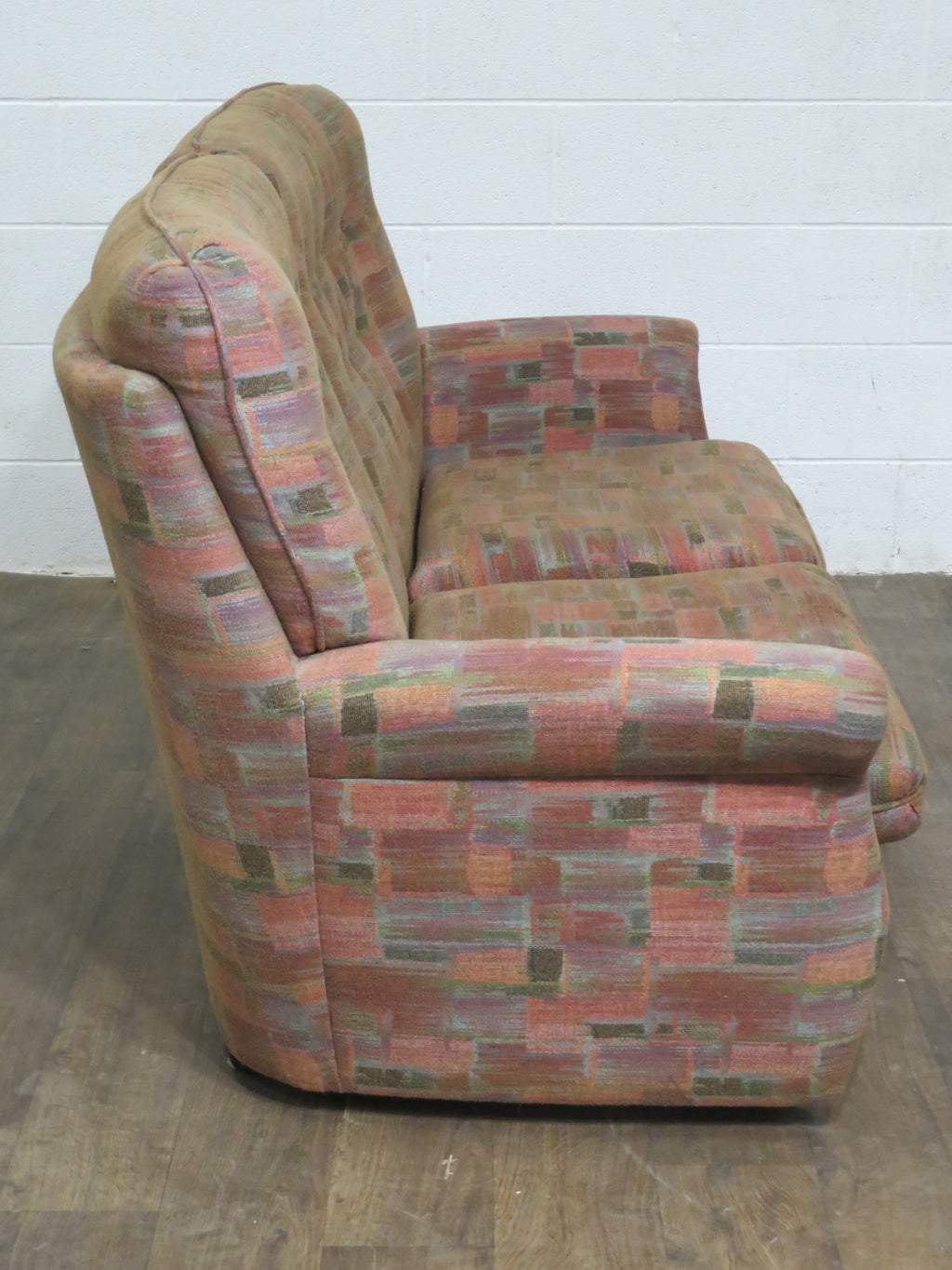 Geometric Patterned Loveseat
