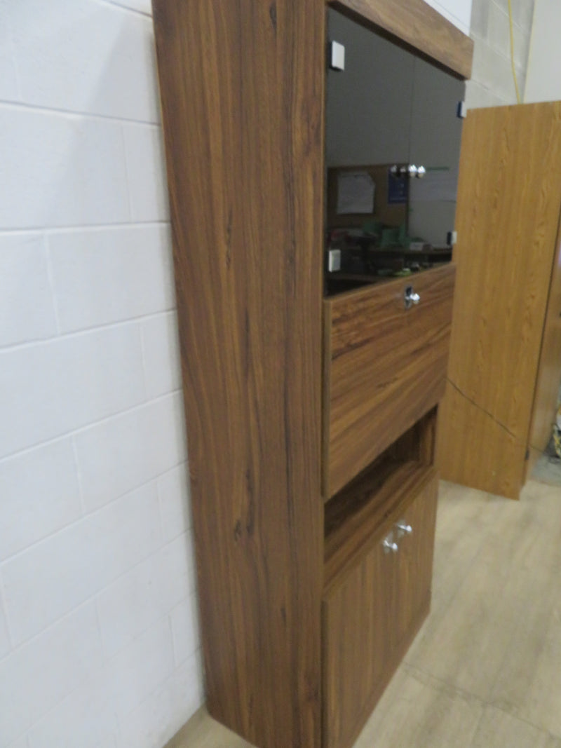 China Cabinet with Glass Doors