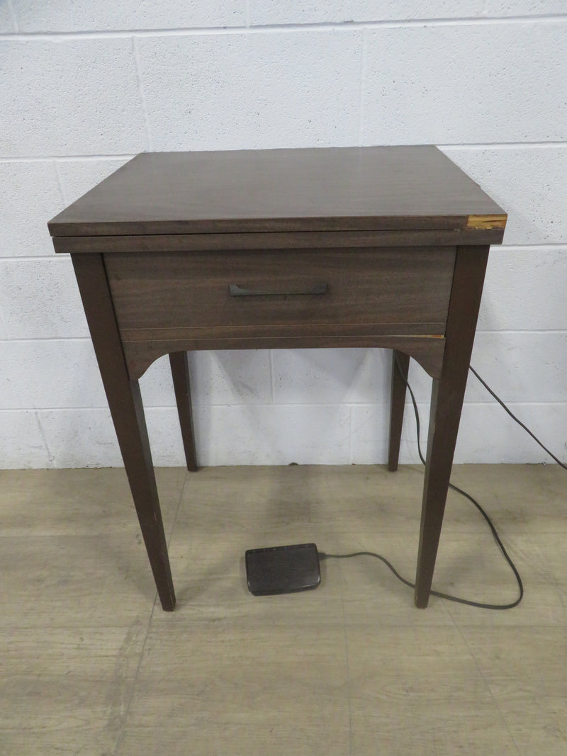 Electric Singer Sewing Machine and Table