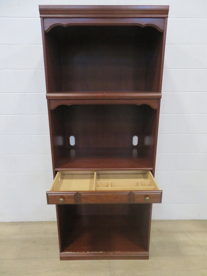 Wooden Desk with Build-in Shelves