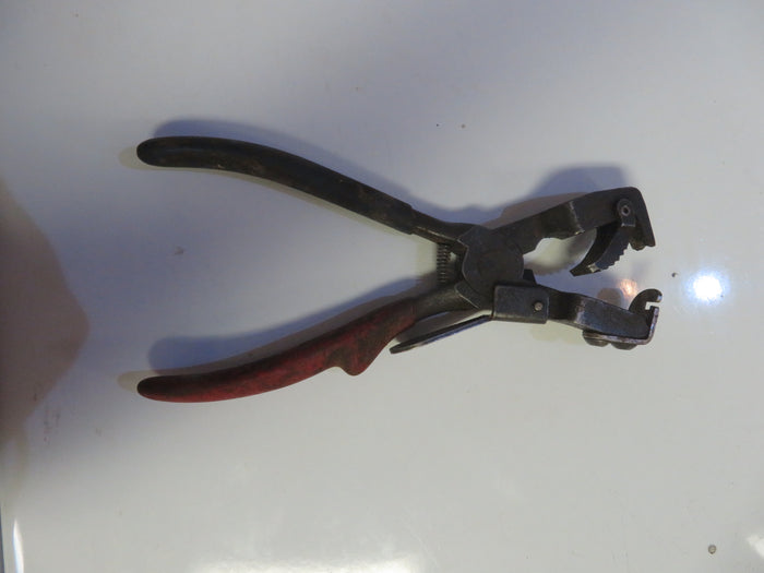 Thomas and Betts TY-RAP WT183F cable wrap tensioner and cutoff tool