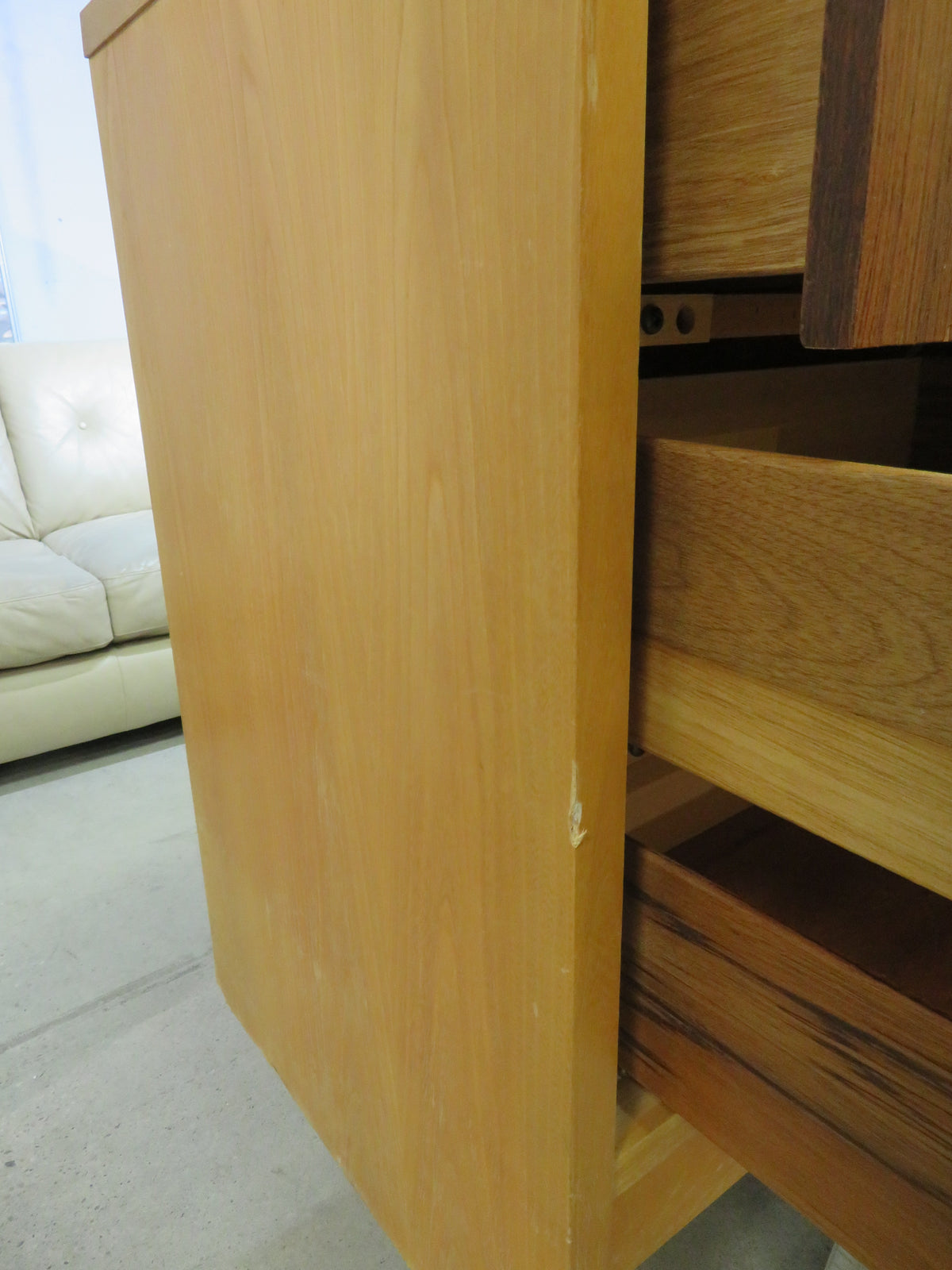 Elm Bureau Dresser+Mirror