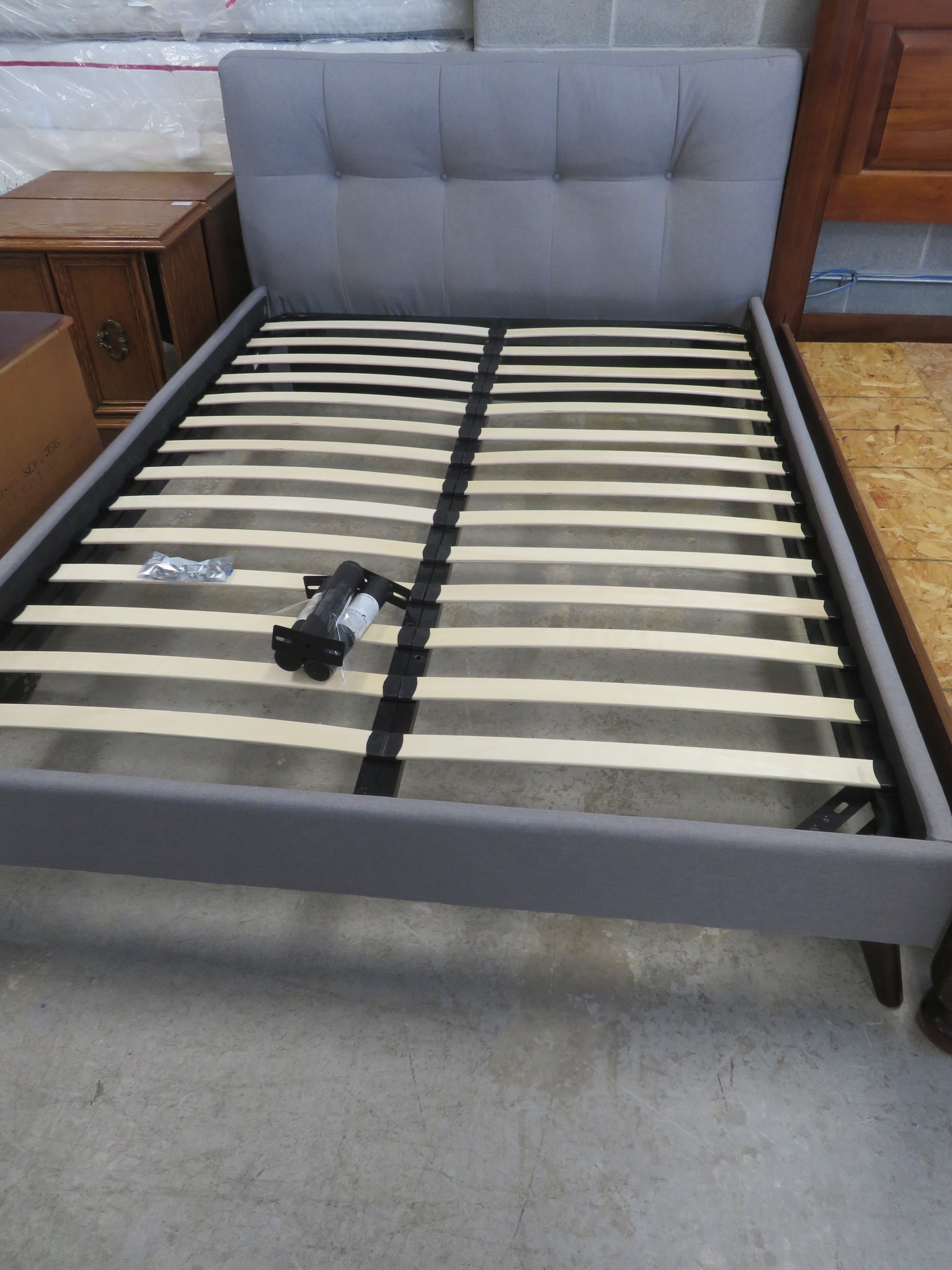 2nd hand bed frame discount