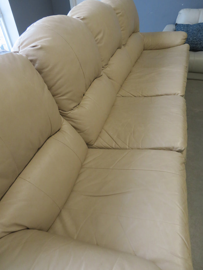 4-Seater Manual Recliner Sofa in Beige Leather