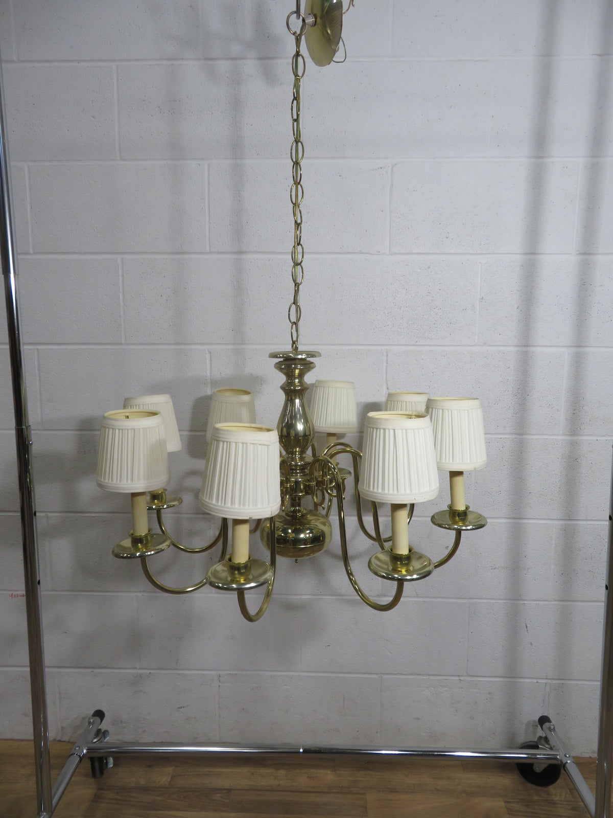 8-Light Chandelier in Gold with Shades