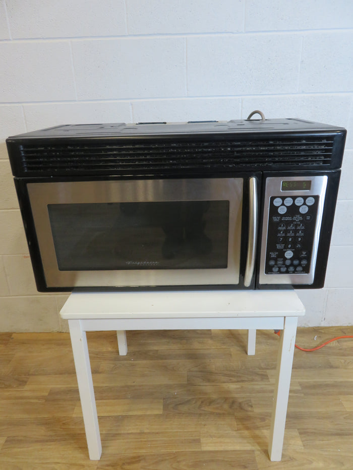 30" Frigidaire Microwave in Stainless Steel