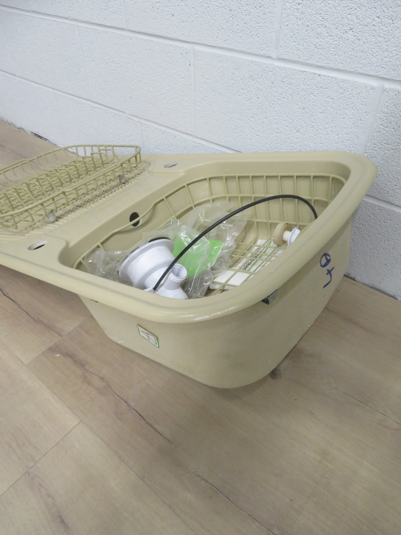 38.5"W Single Bowl Kitchen Sink in Beige