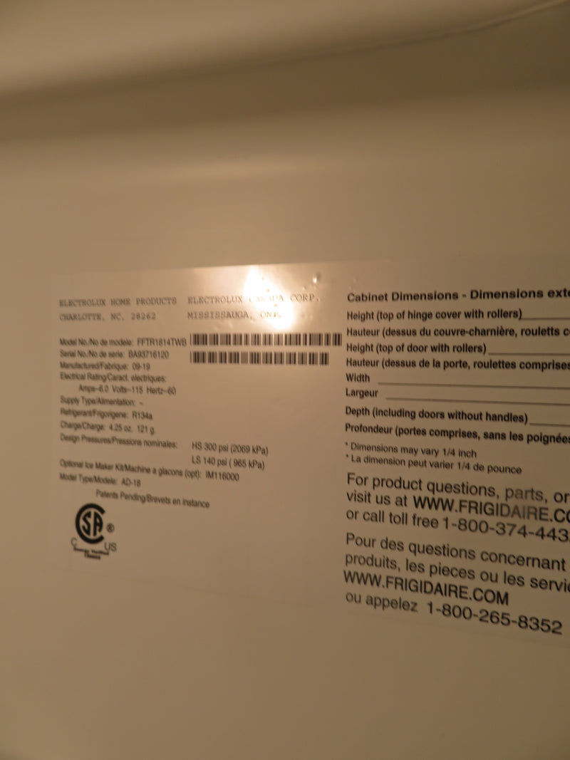 30" Fridge Freezer in White - Frigidaire