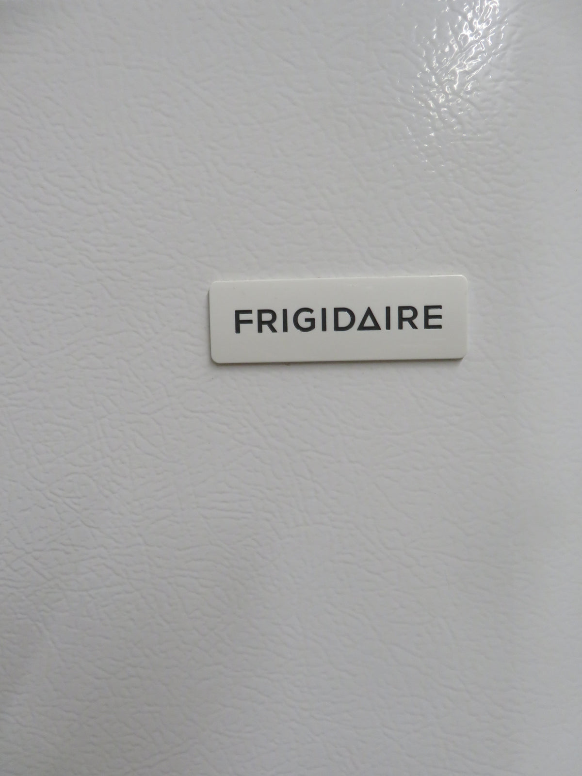 30" Fridge Freezer in White - Frigidaire