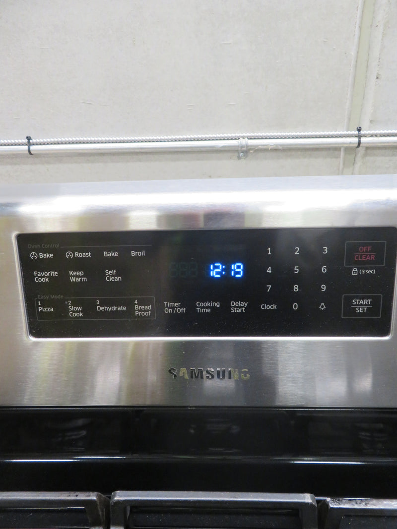 30" 5-Burner Gas Stove in Black and Stainless Steel