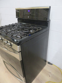 30" 5-Burner Gas Stove in Black - Stainless Door