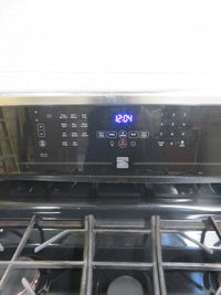 30" 5-Burner Gas Stove in Black - Stainless Door
