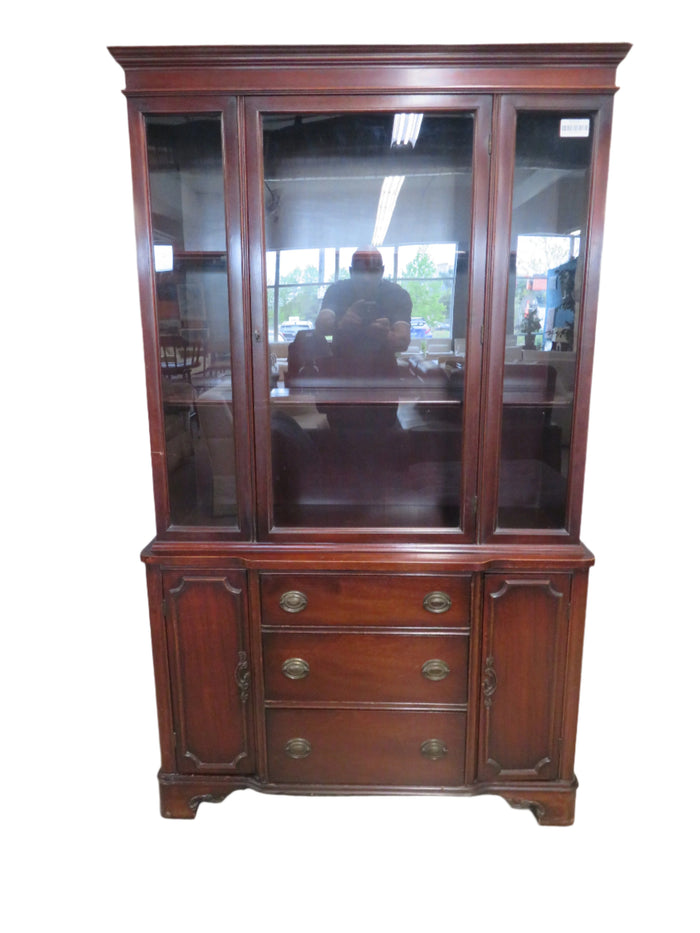 42"W 1-Piece Wooden China Cabinet with Glass Doors