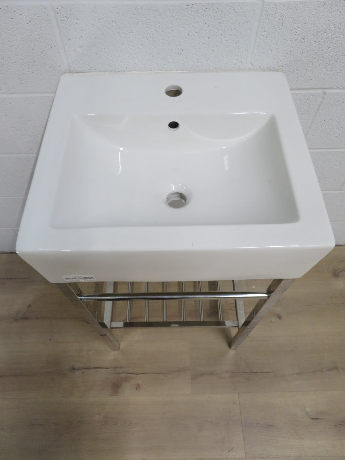 20"W Bathroom Sink on Chrome Frame