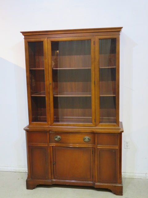 One-Piece Glass China Cabinet