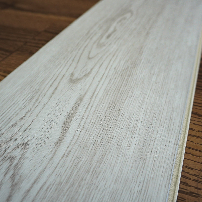Snow White Der General Laminate Flooring, 10pcs box–covers 23.3 sq ft