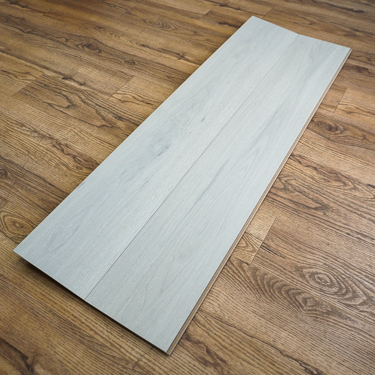 1906-1 Grey Der General Laminate Flooring, 6pcs box–covers 15.39 sq ft