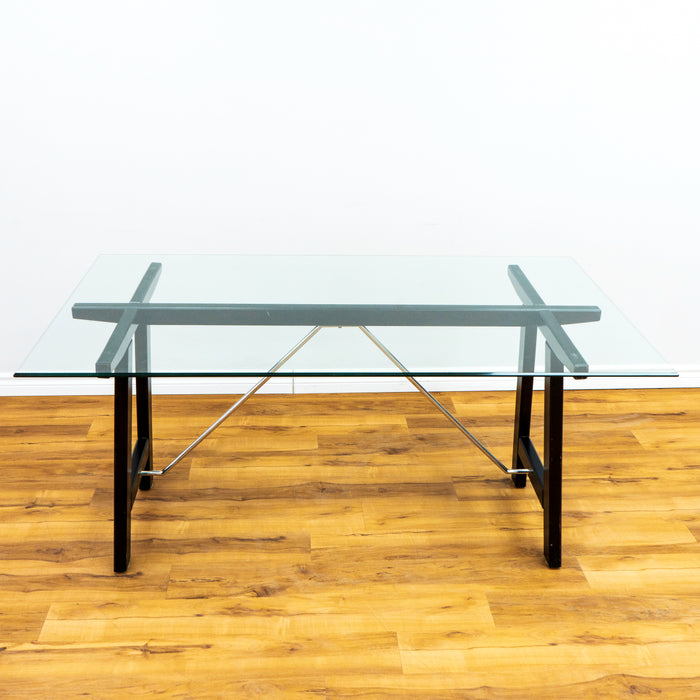 Contemporary Black Isle Legs Glass top Dining table