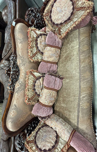 Ornate Victorian-Style Sofa Set with Decorative Pillows 3 seater