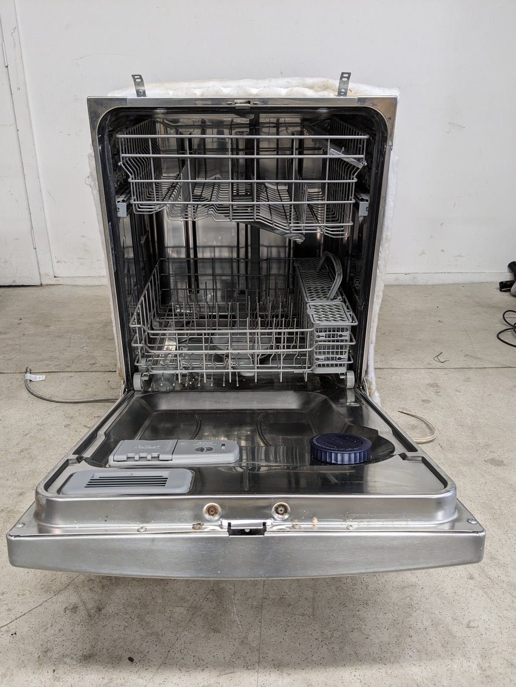 GE Profile Dishwasher MOD: PDWF480P00SS